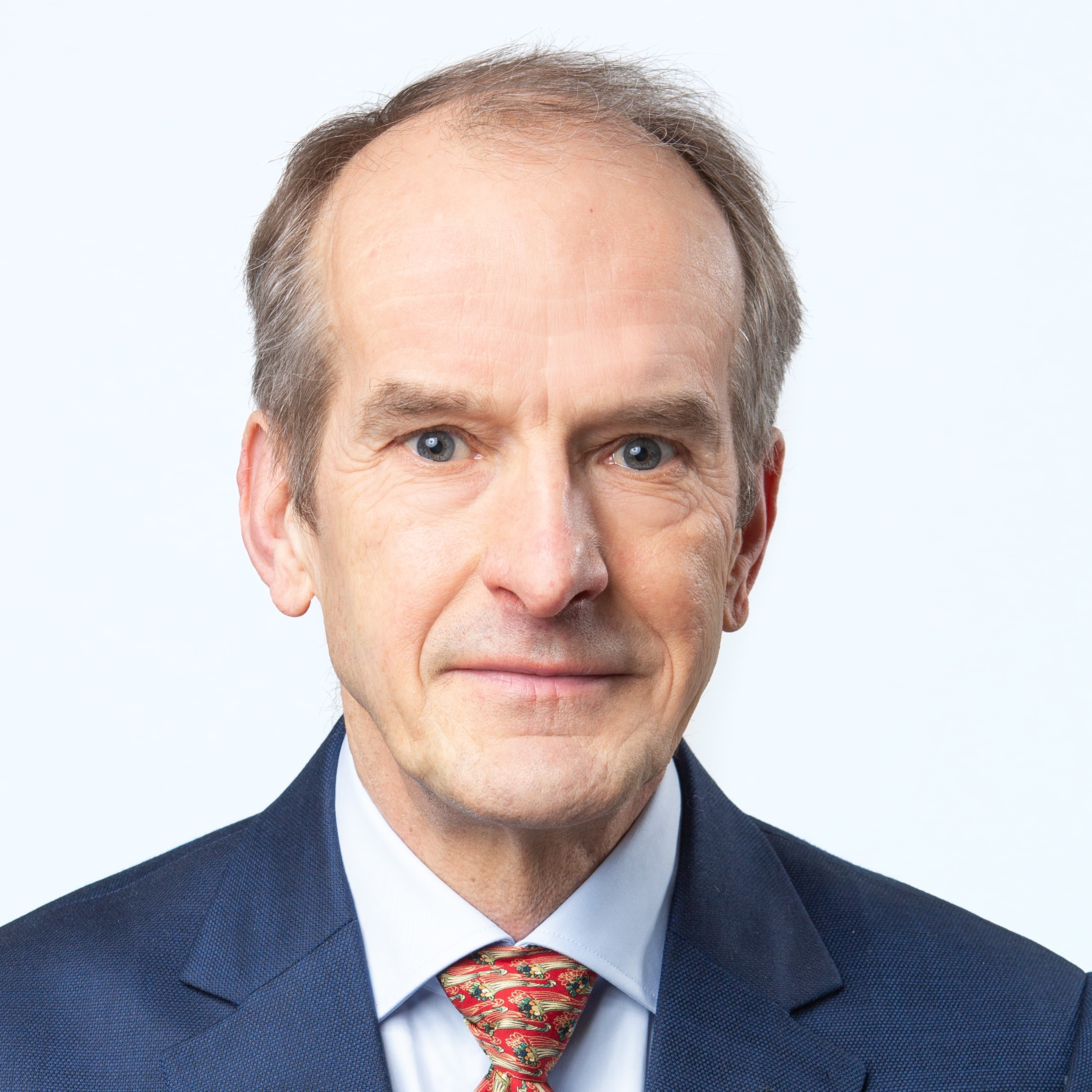 Hannu Kokki: Pienten lasten koulumatkat kohtuullisiksi.